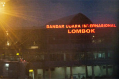 Lombok-07-11-04_G