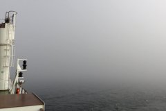 Frachtschiffsreise-Auf-See-Nebel-bild01