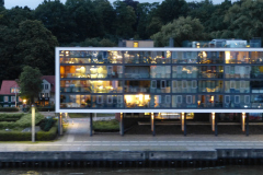 Frachtschiffsreise-Hamburg-Hafen-am-Abend-bild10