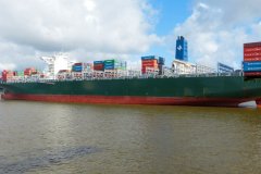 Frachtschiffsreise-Hamburg-Hafen-bild09
