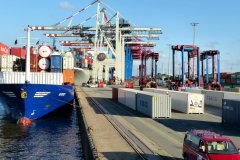 Frachtschiffsreise-Hamburg-Hafen-bild26