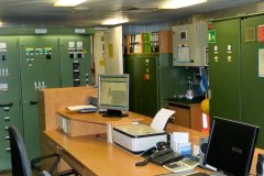 Frachtschiffsreise-Maschinenraum-bild01
