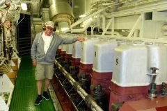 Frachtschiffsreise-Maschinenraum-bild13